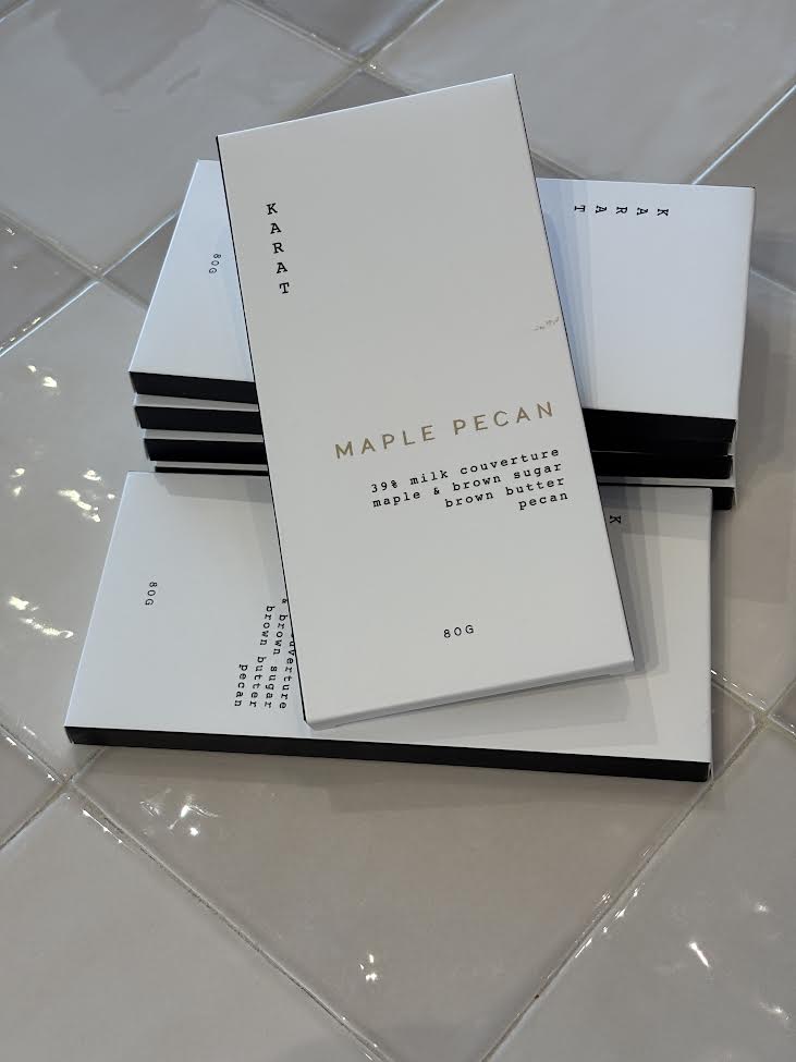 Maple Pecan Canada - Chocolate Bar