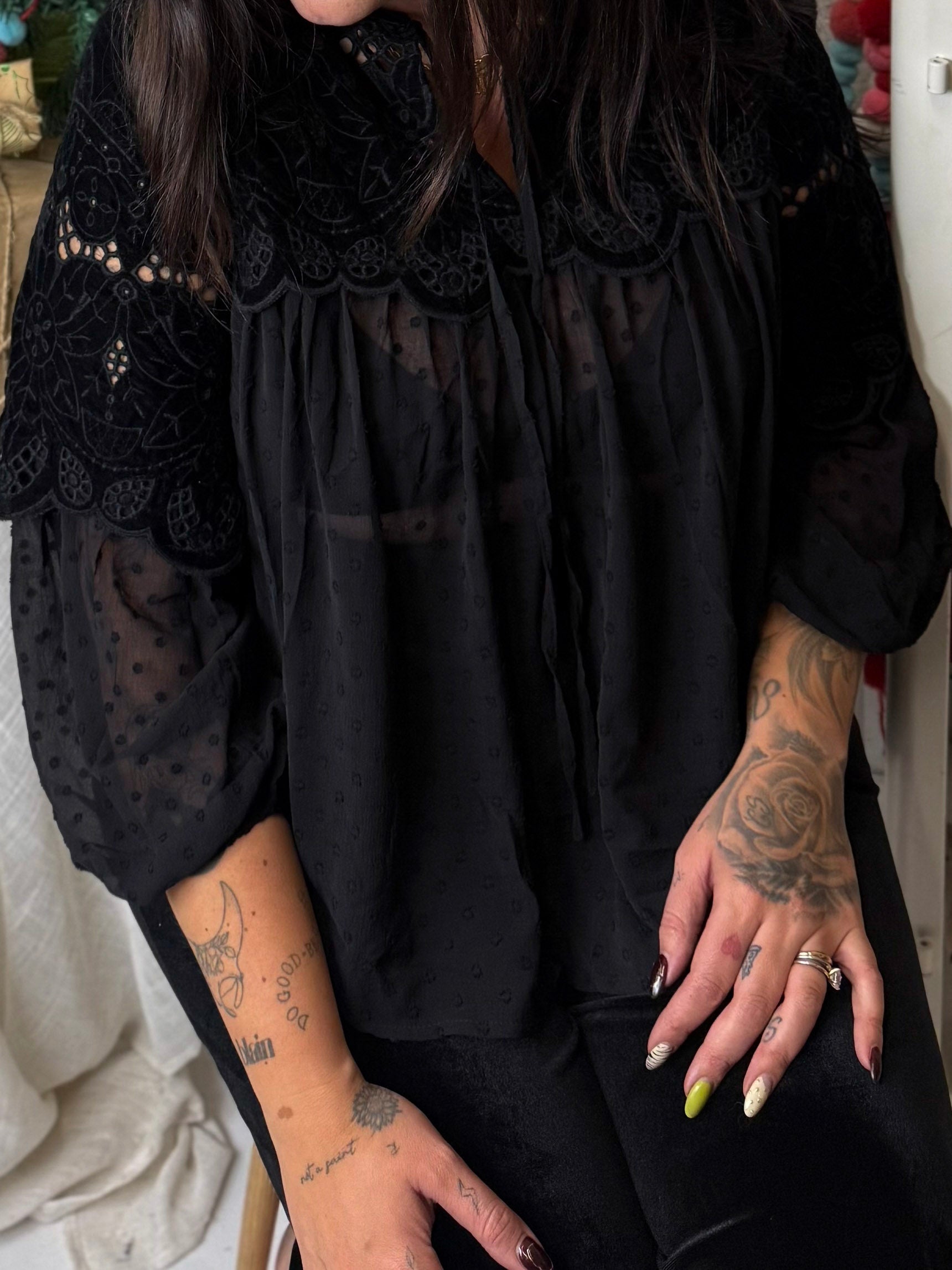 SHEER LACE BLOUSE