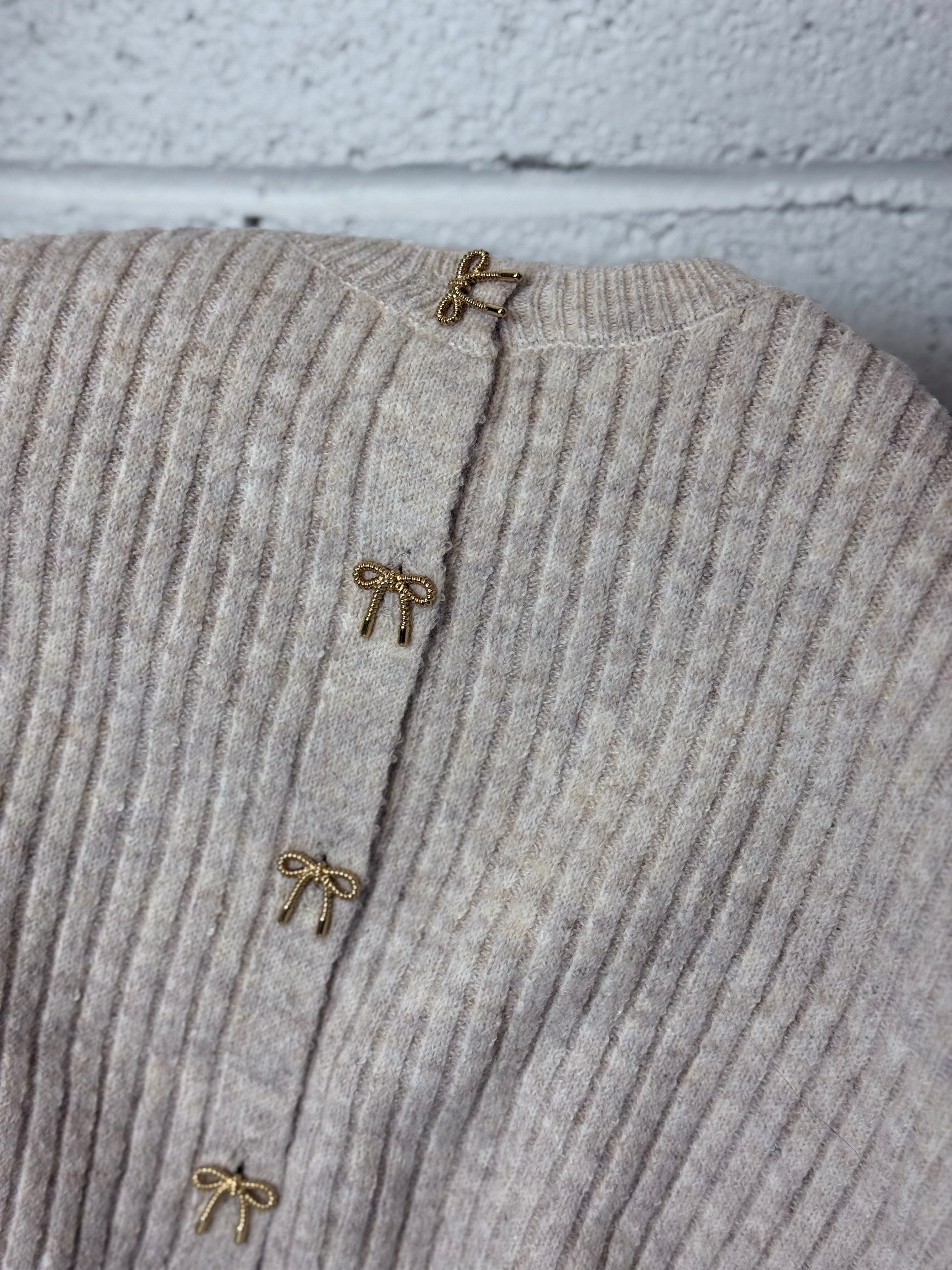 BOW BUTTON CROPPED CARDIGAN