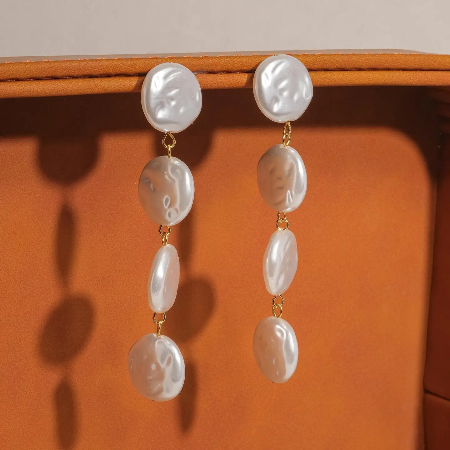Héloïse Pearl Drop Earring