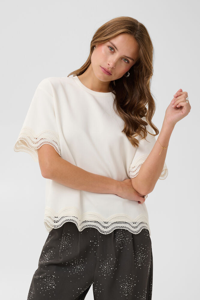 Umila T-Shirt