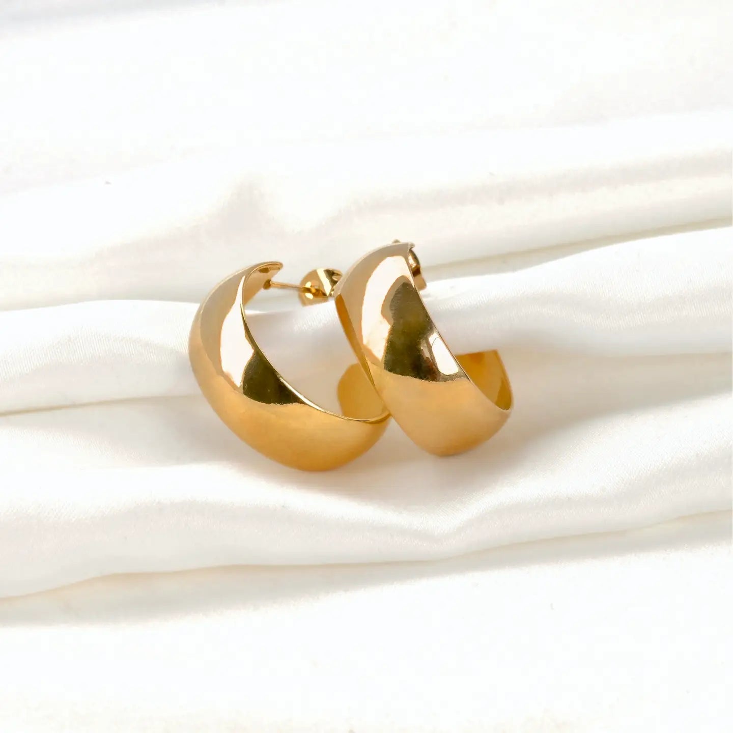 Chunky Dome Hoops