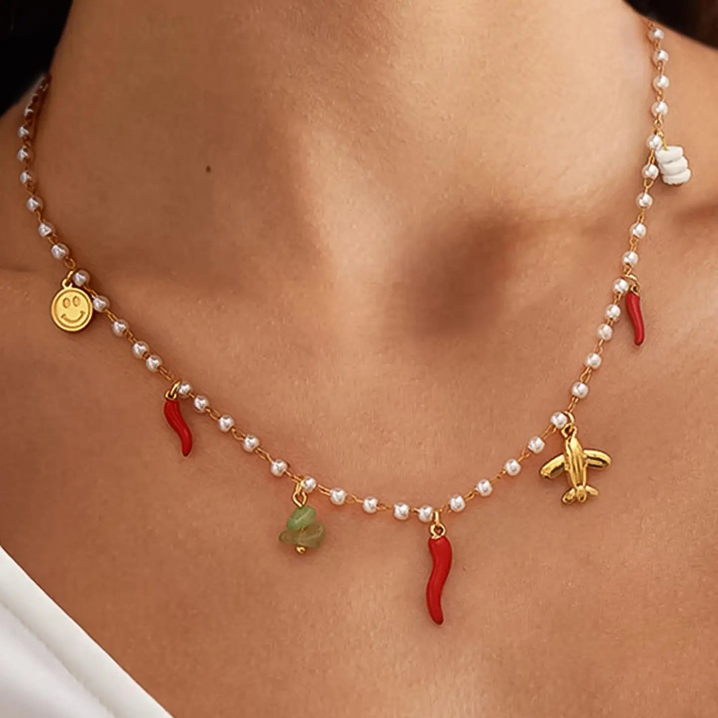 Praiano Pepper Charm Pearl Necklace