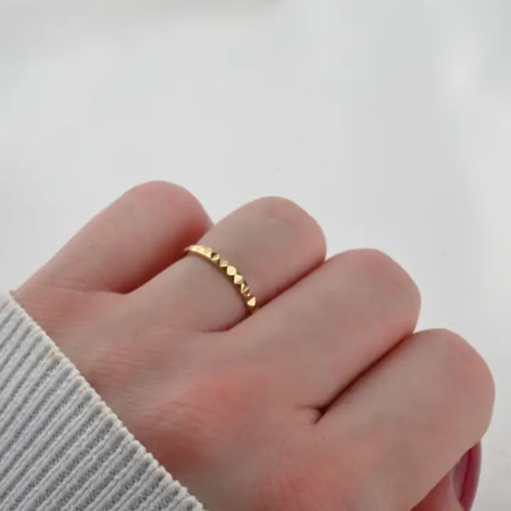 18K Gold Thin Stacker Ring - Pyramid