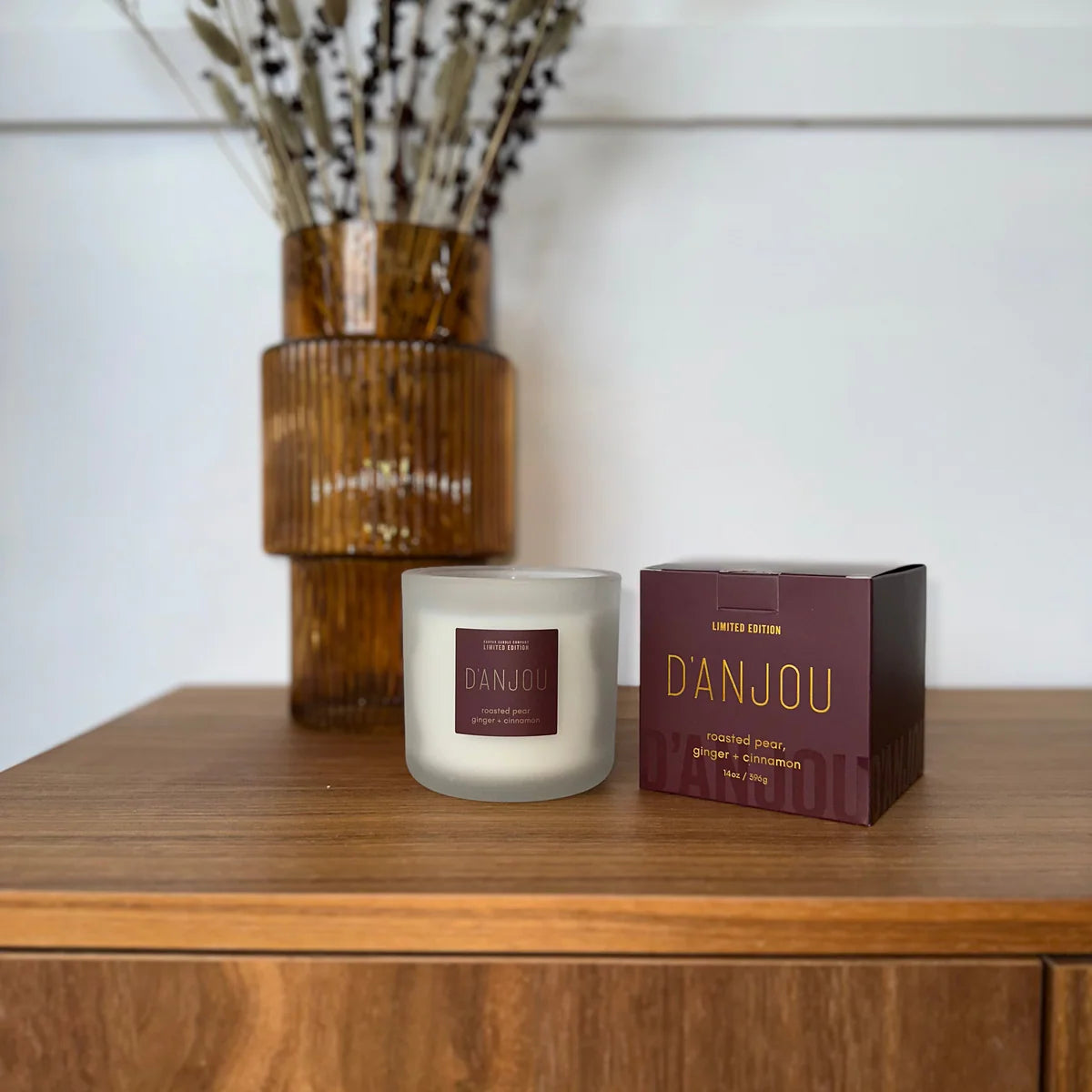 Ceramic Holiday Candle - D'Anjou