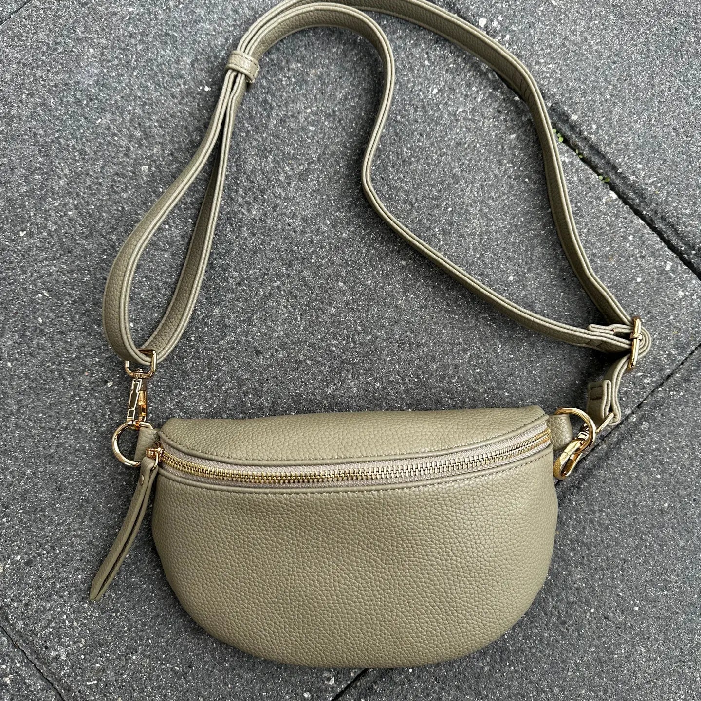 Crossbody Bags