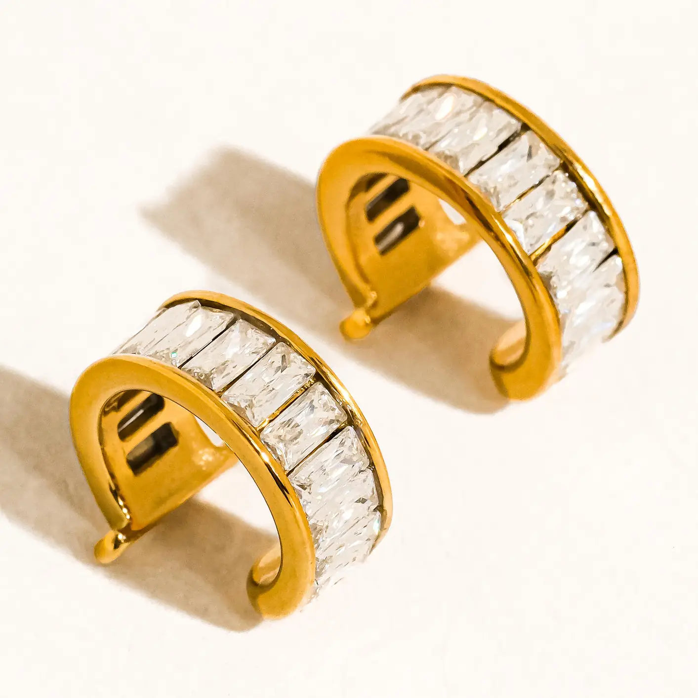 Olianne Baguette Ear Cuff