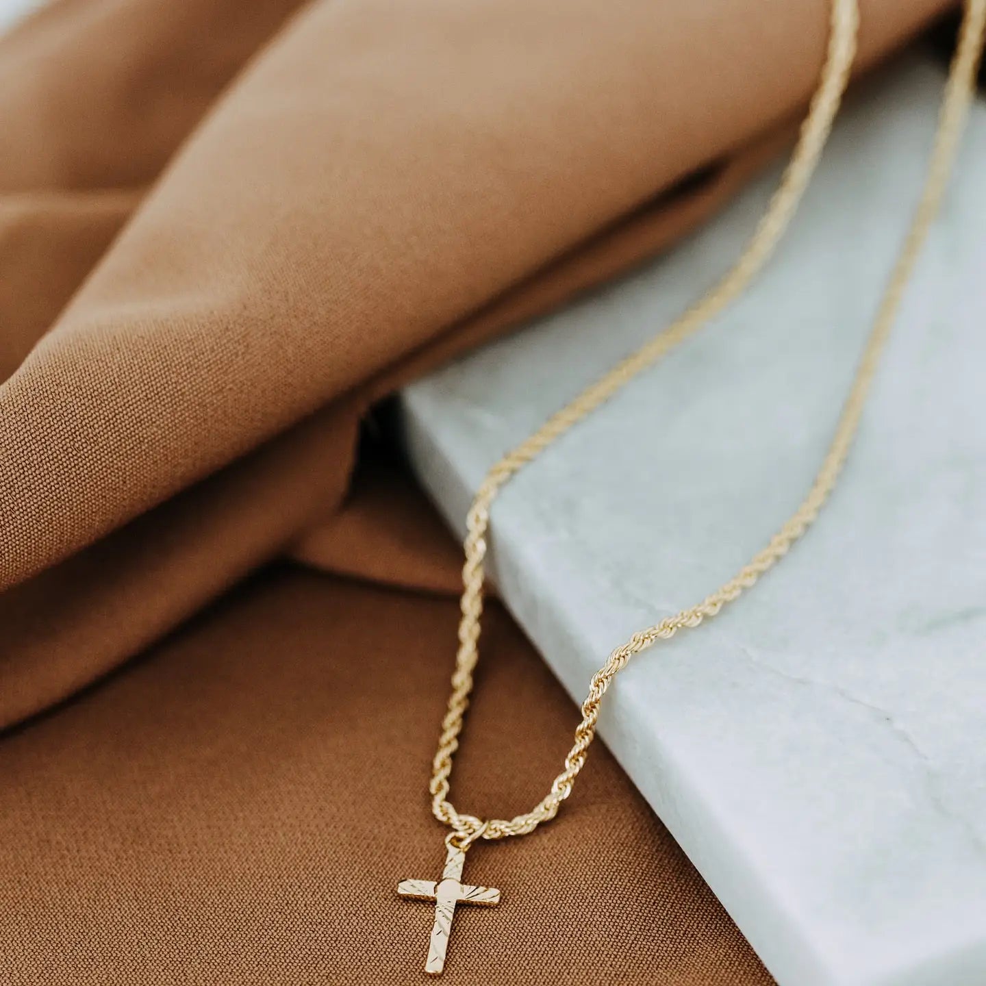 Mens Etched Cross Necklace On A Rope Chain