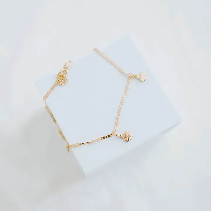 Gold Shell Charm Anklet