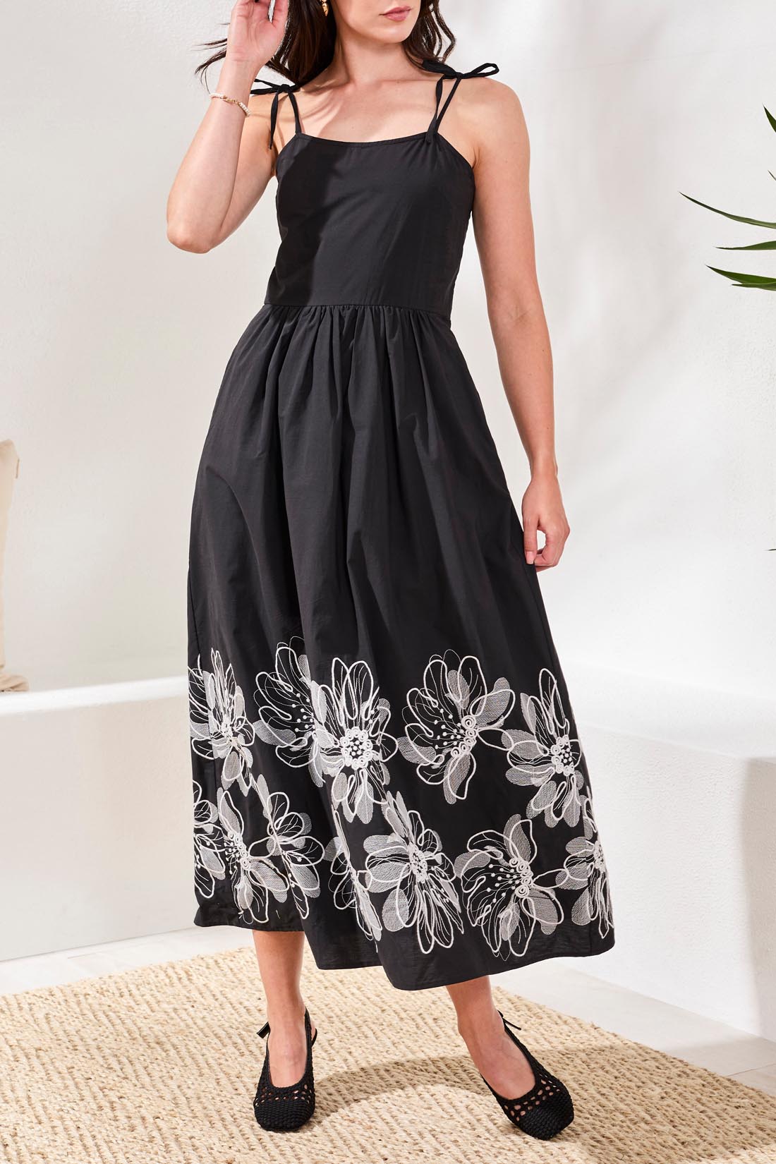 EMBROIDERED DRESS