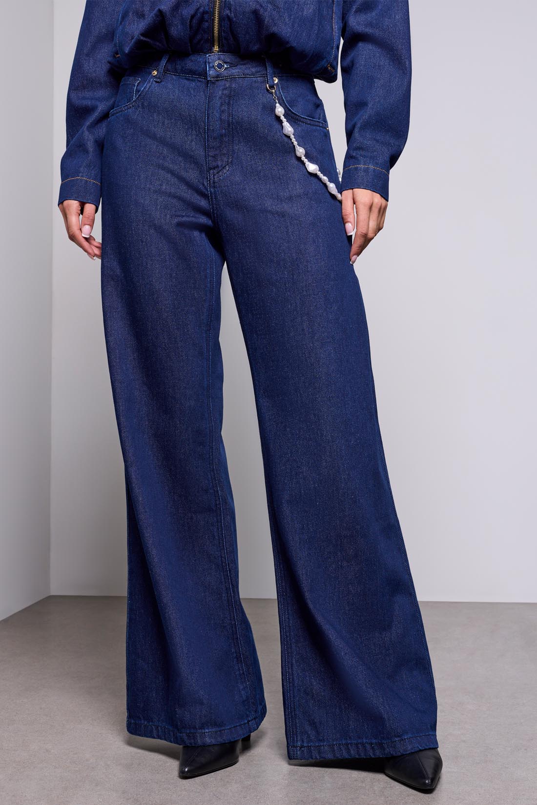 AUDREY PLEATED DRAMA WIDE DENIM