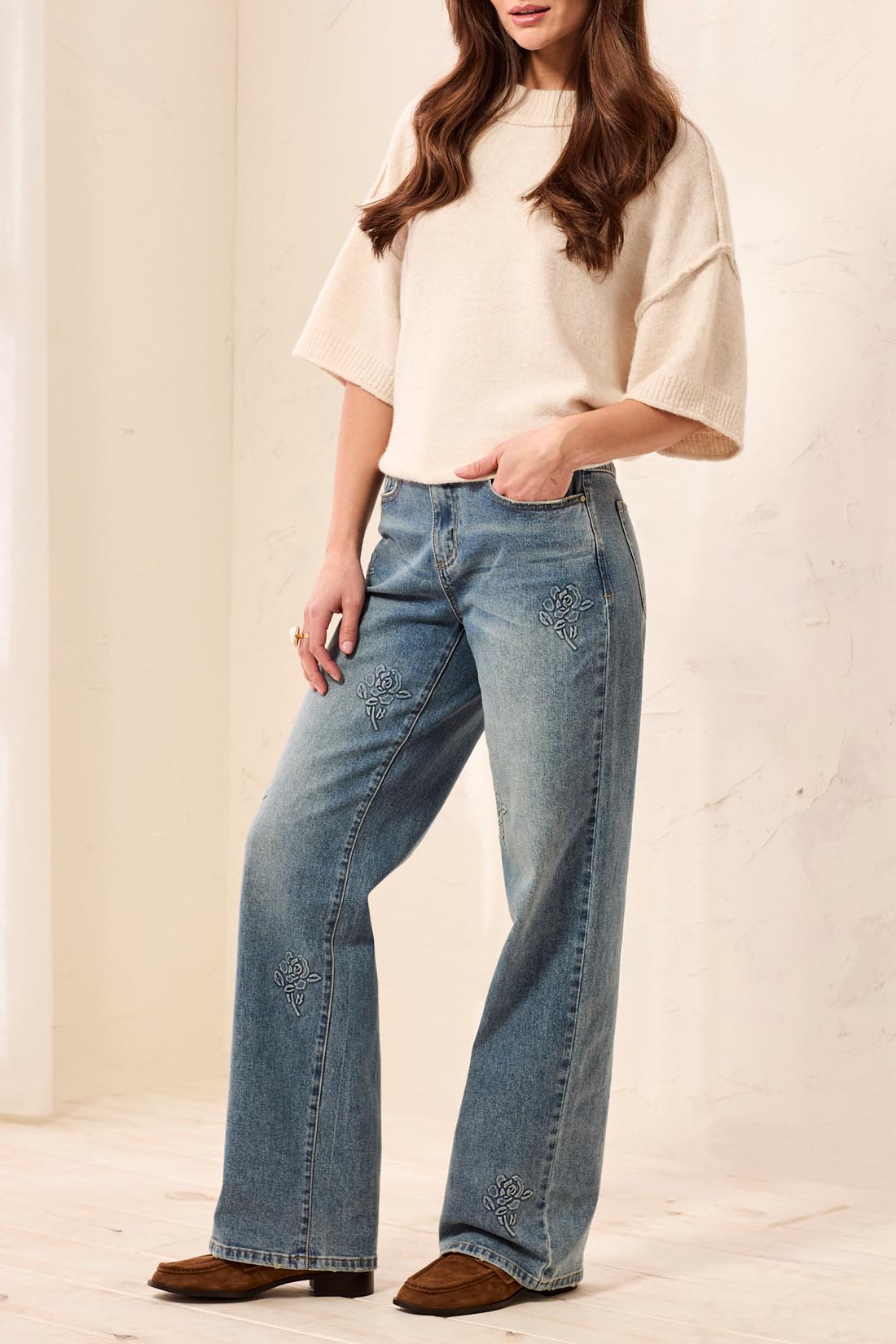 SOPHIA CURVY 3D FLOWER DENIM