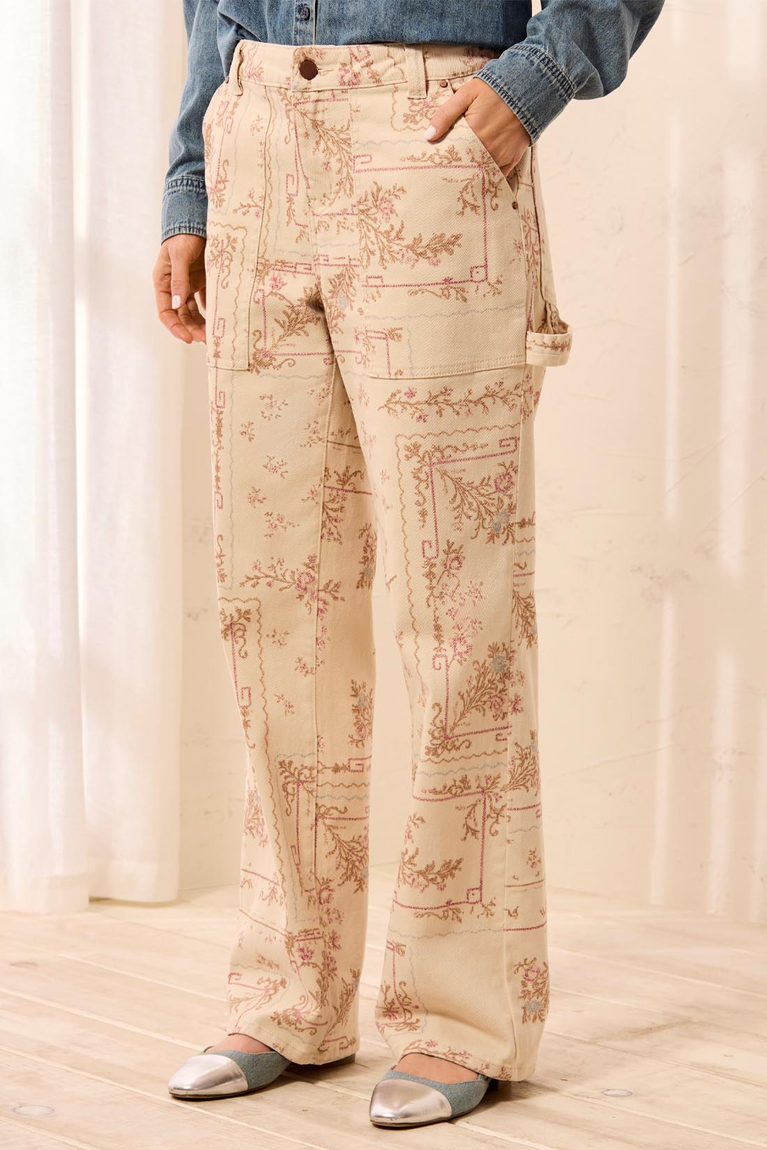 AUDREY PRINTED CARPENTER