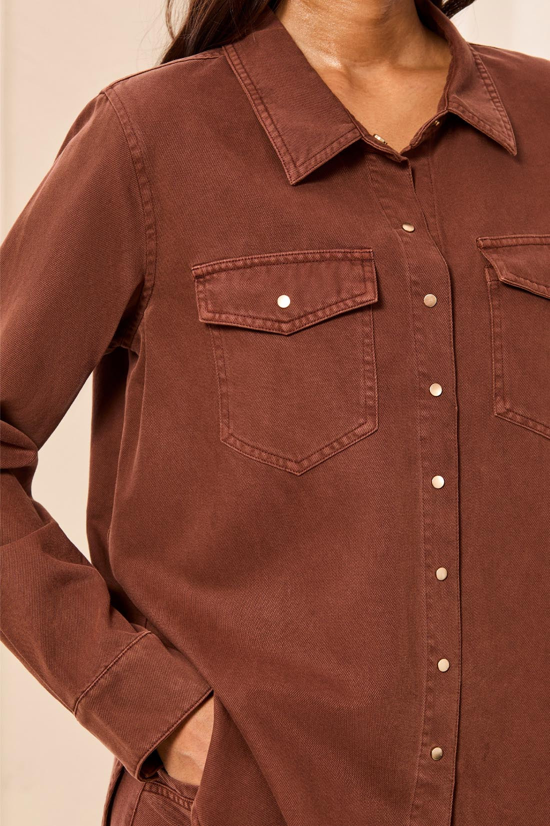 CLASSIC DENIM SHIRT W/ROLL UP SLEEVES