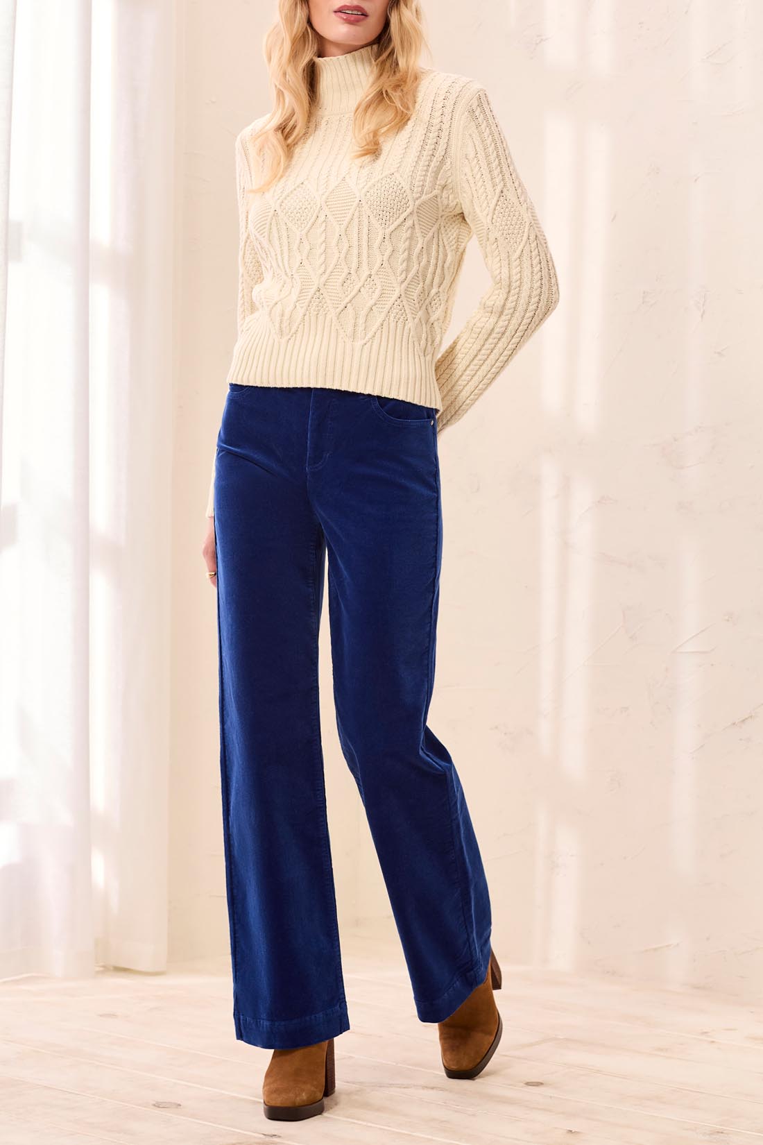 CORDED BLUE PANT