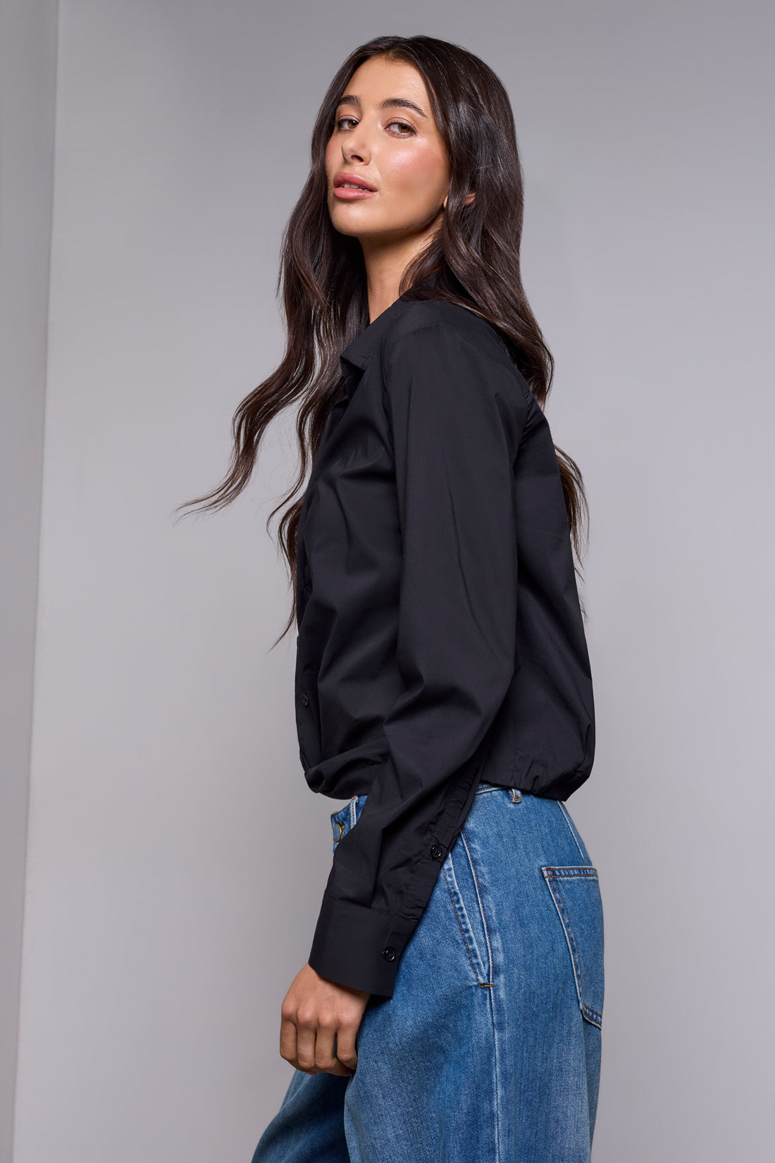 FRONT KNOT CLASSIC COLLARD BUTTON SHIRT-BLACK