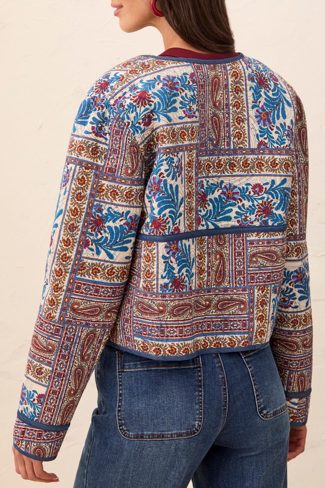 REVERSIBLE JACKET W/ FANCY QUILT