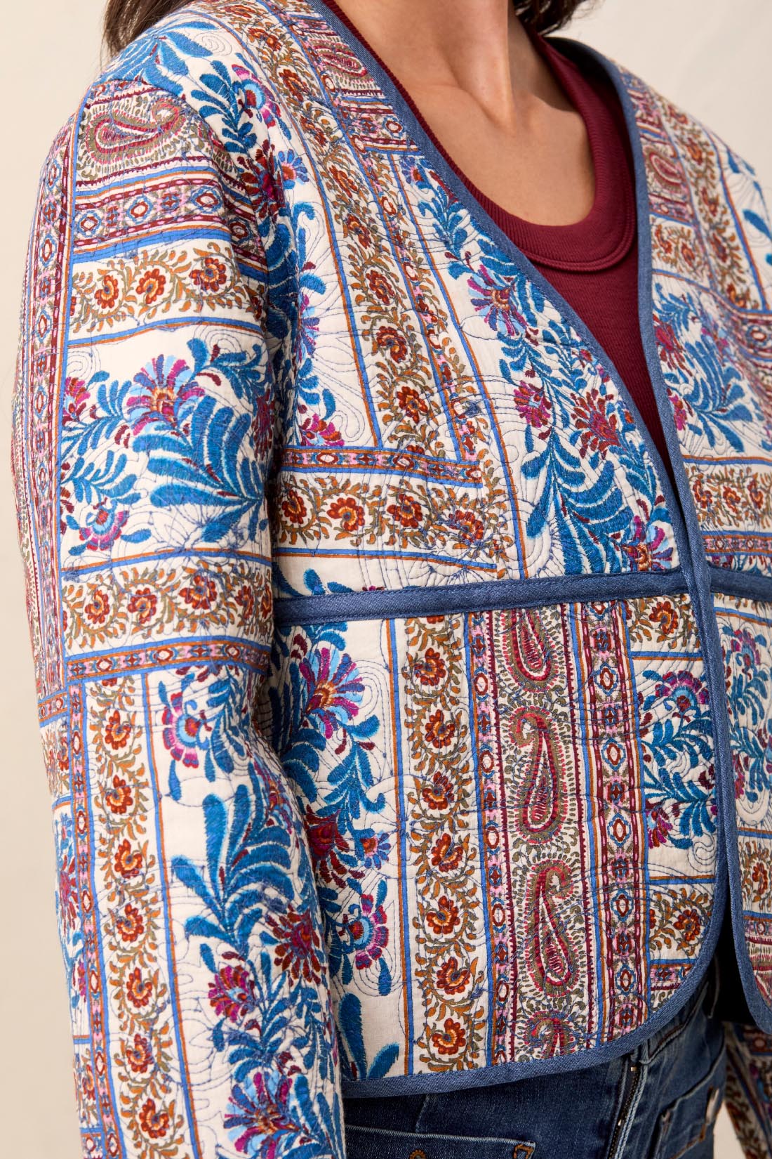 REVERSIBLE JACKET W/ FANCY QUILT