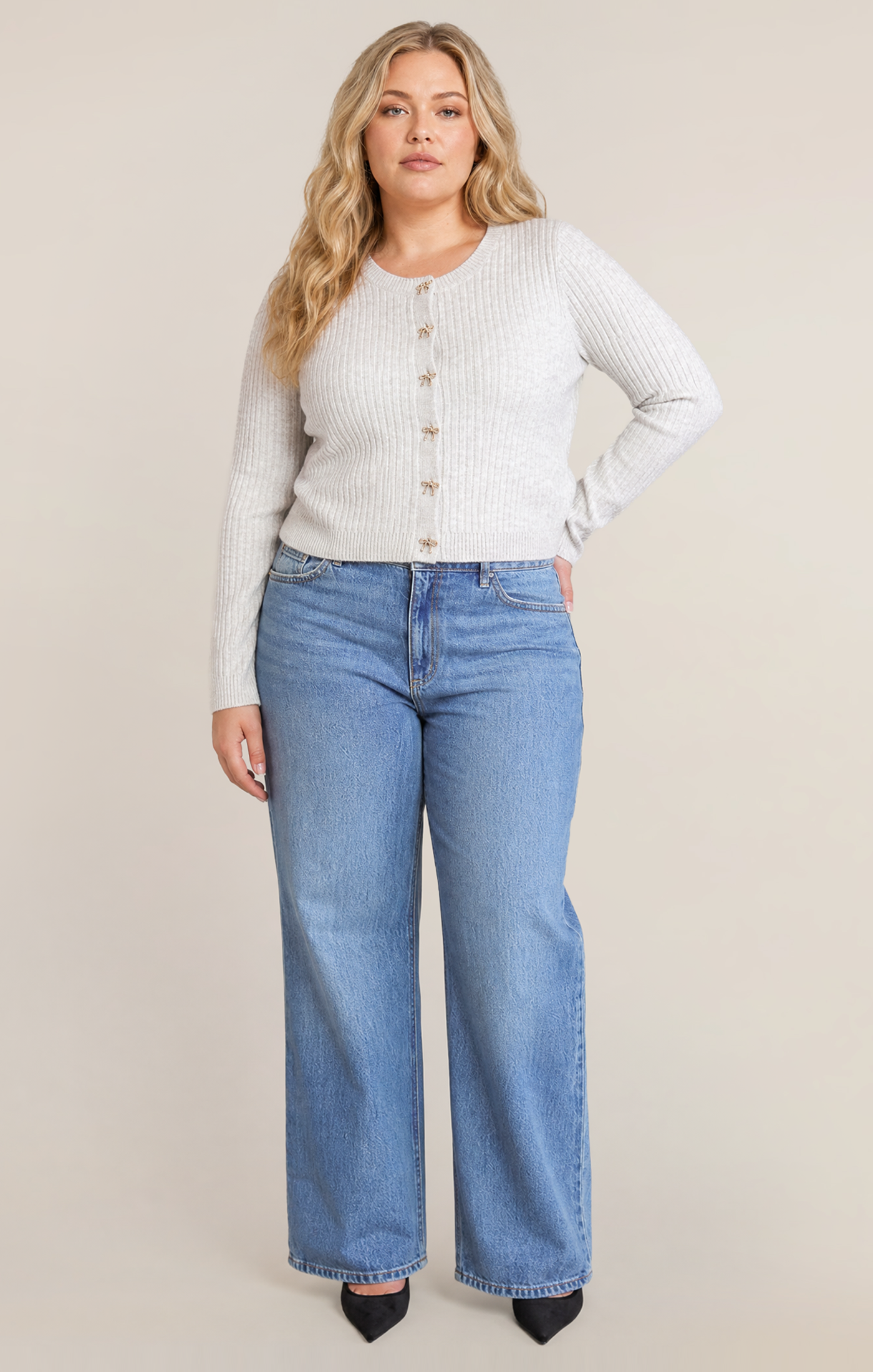 BOW BUTTON CROPPED CARDIGAN