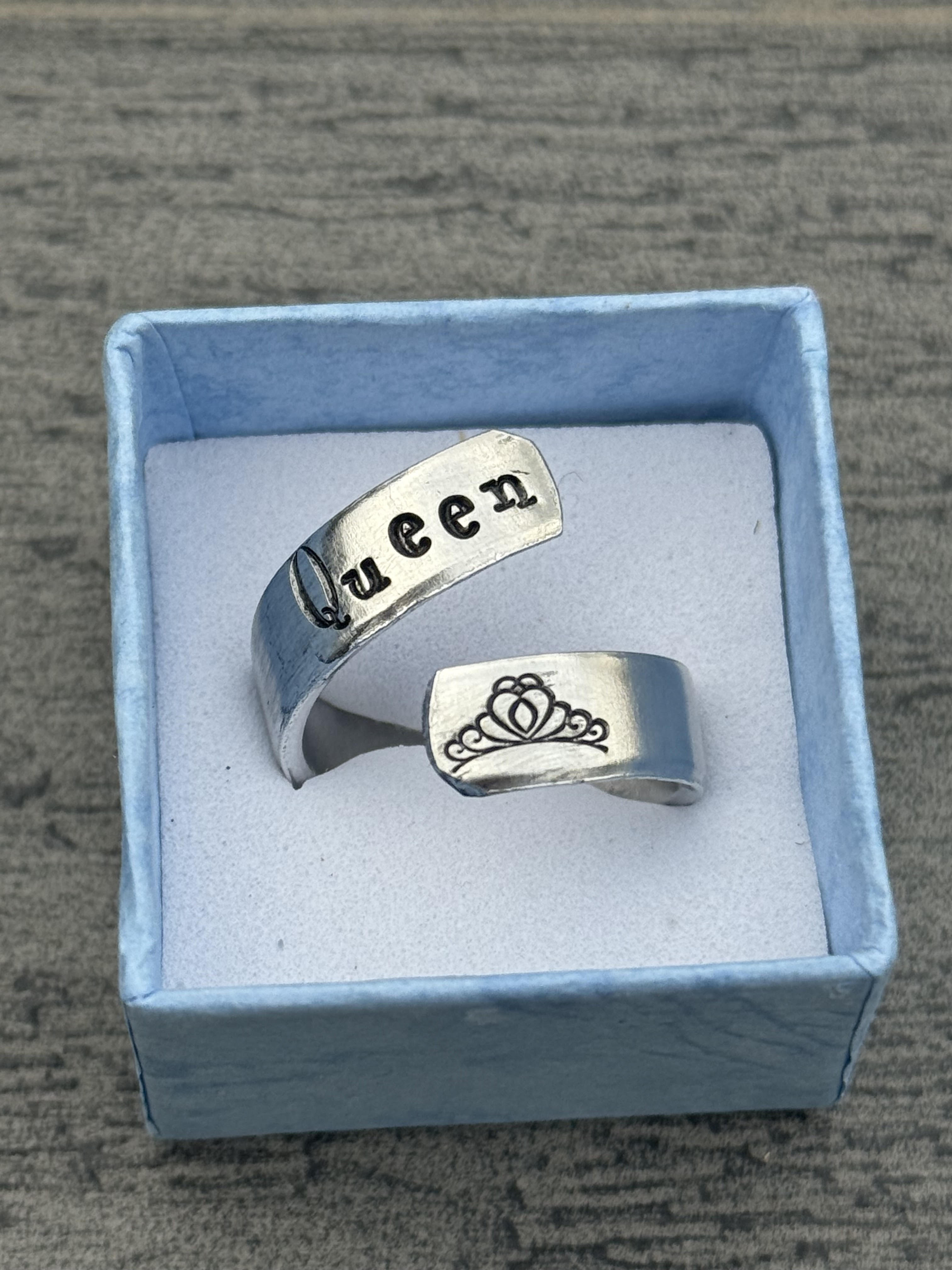 Queen Ring