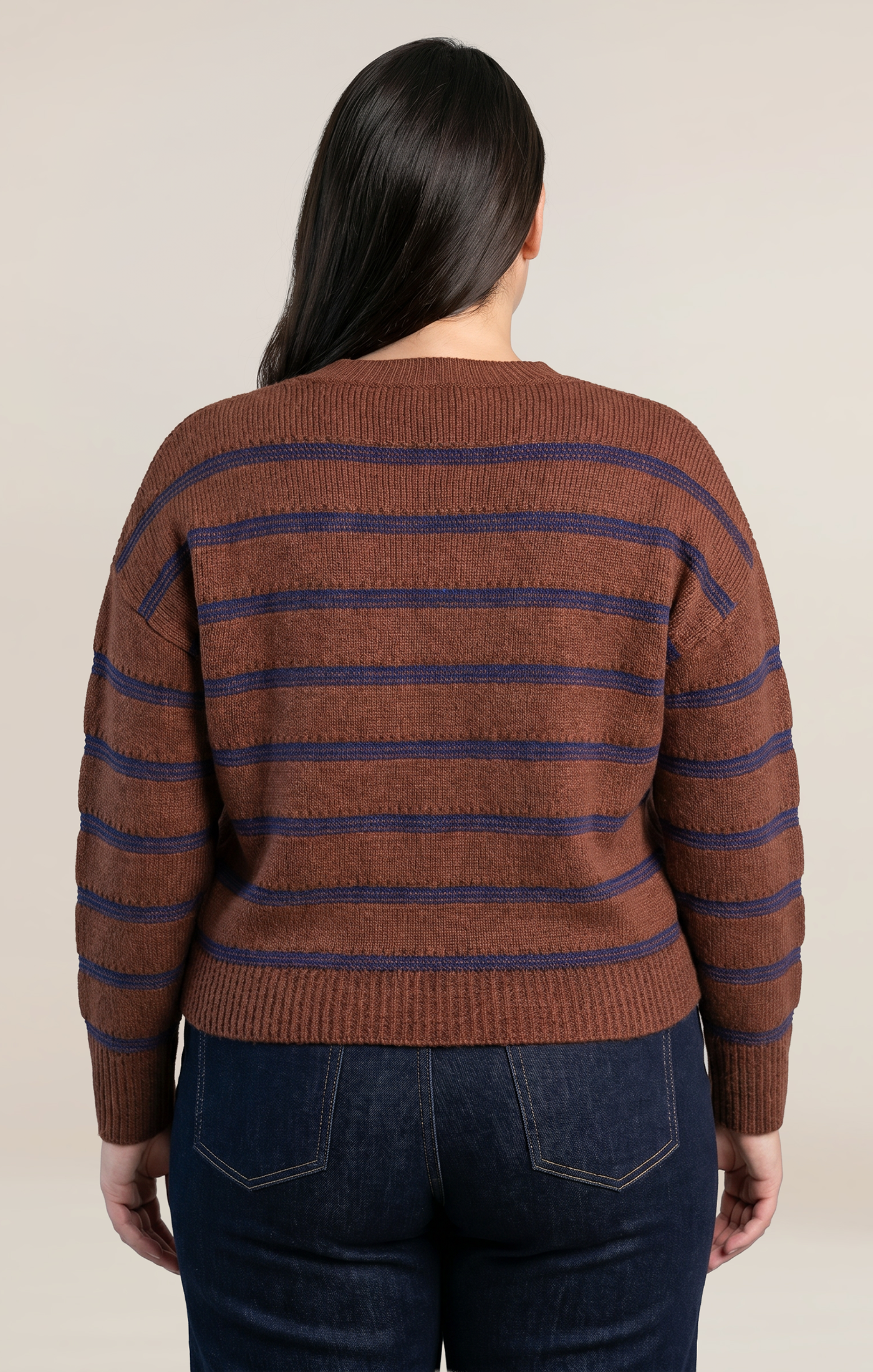 STRIPE CREWNECK SWEATER