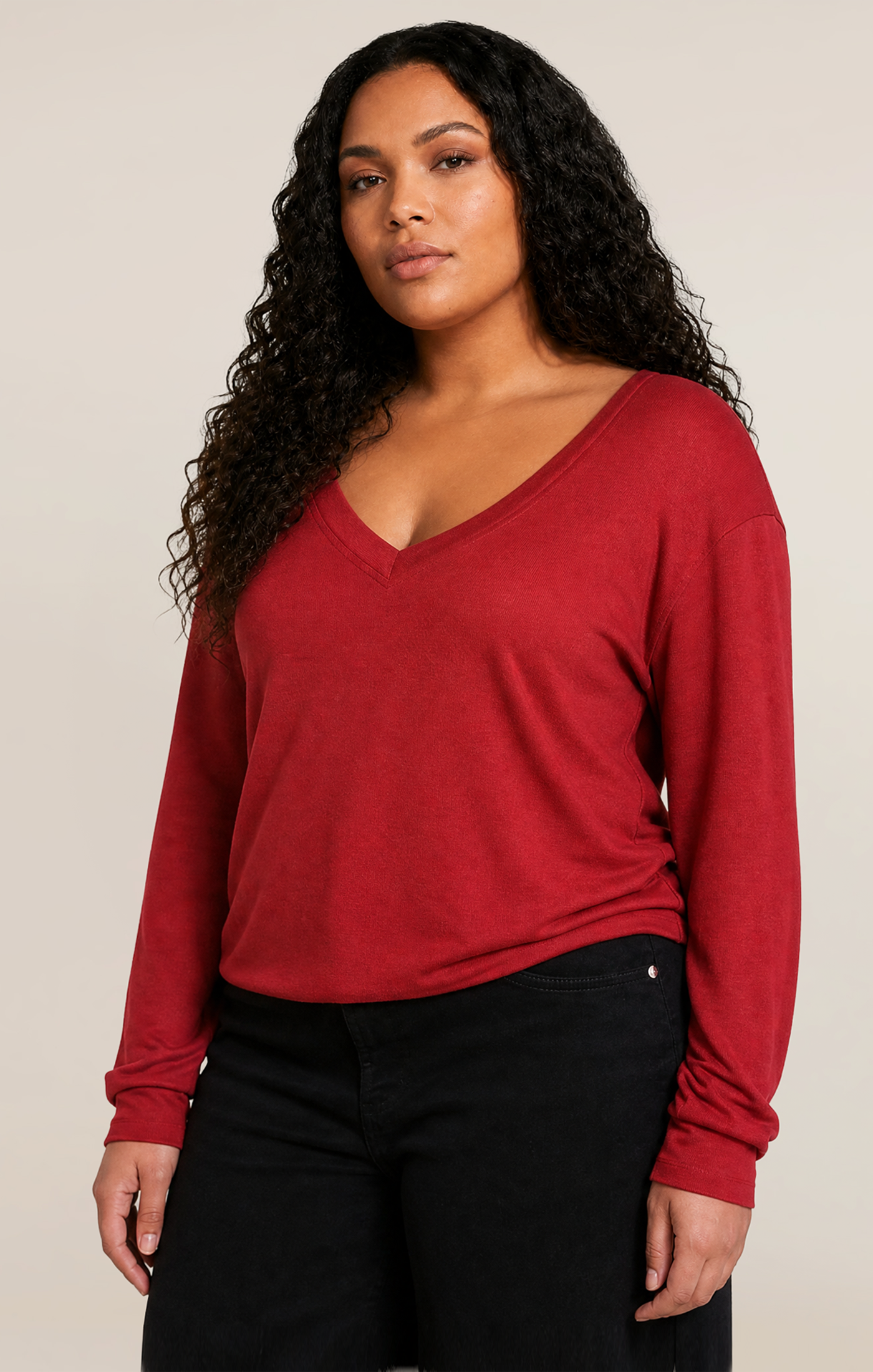 V-NECK T-SHIRT
